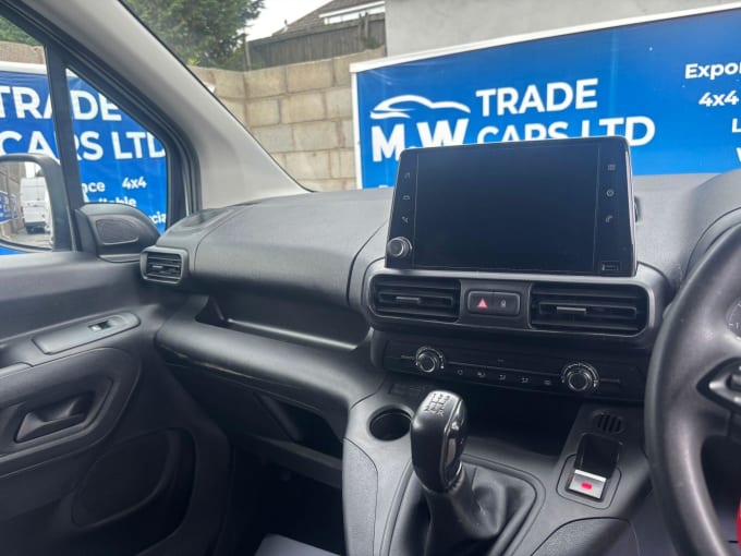 2025 Vauxhall Combo