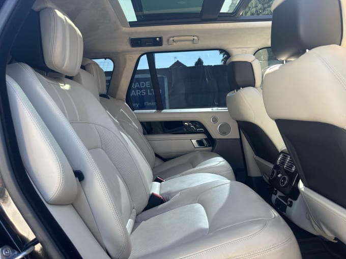 2025 Land Rover Range Rover