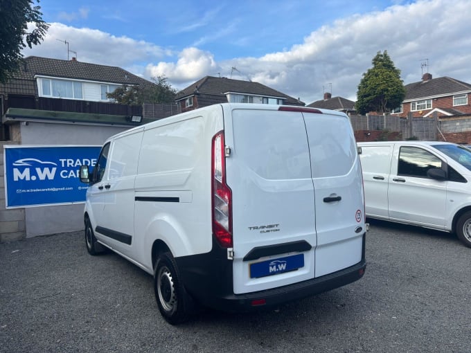 2025 Ford Transit Custom