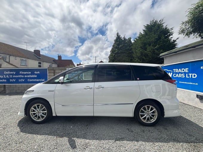 2025 Toyota Estima