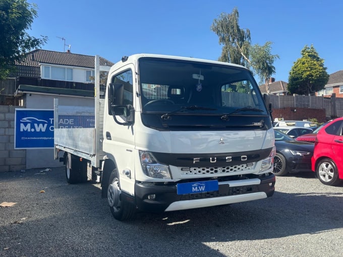 2025 Mitsubishi Canter