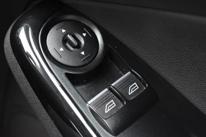 2015 Ford Fiesta