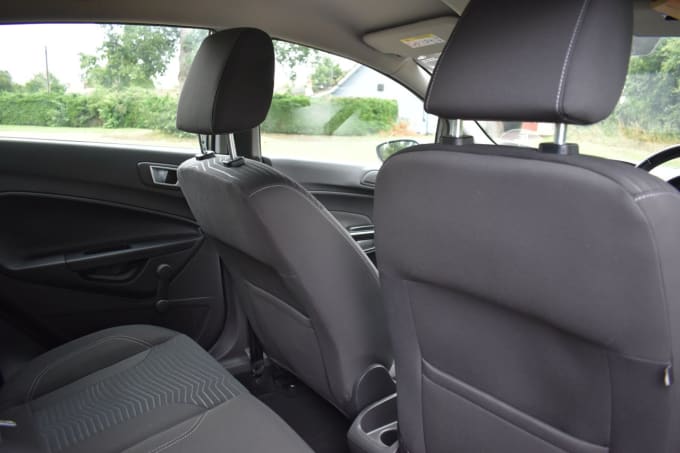 2015 Ford Fiesta