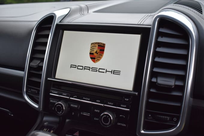 2025 Porsche Cayenne