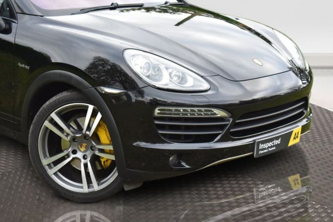 2025 Porsche Cayenne