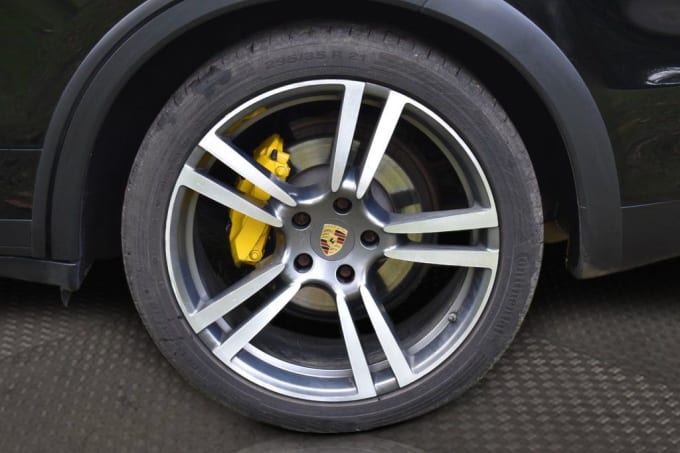 2025 Porsche Cayenne