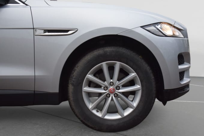 2025 Jaguar F-pace