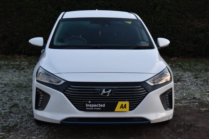 2025 Hyundai Ioniq