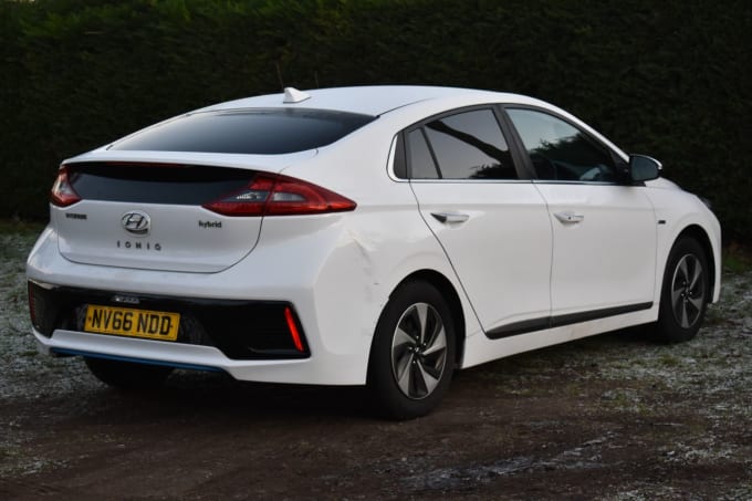 2025 Hyundai Ioniq