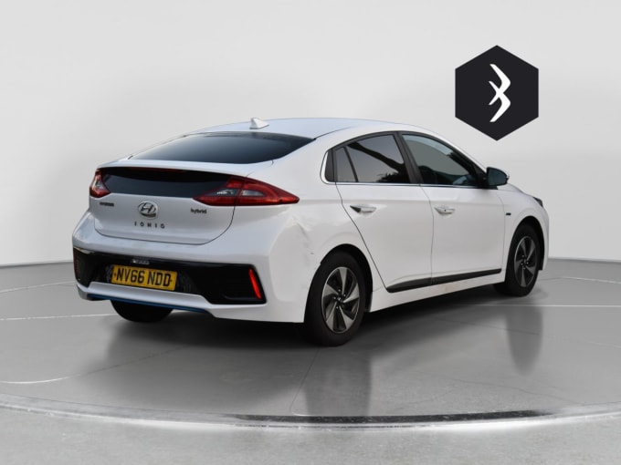 2025 Hyundai Ioniq