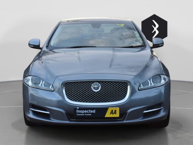 2025 Jaguar Xj