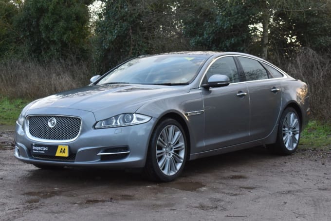 2025 Jaguar Xj