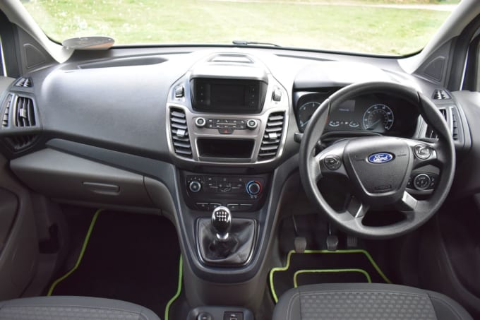 2025 Ford Transit Connect
