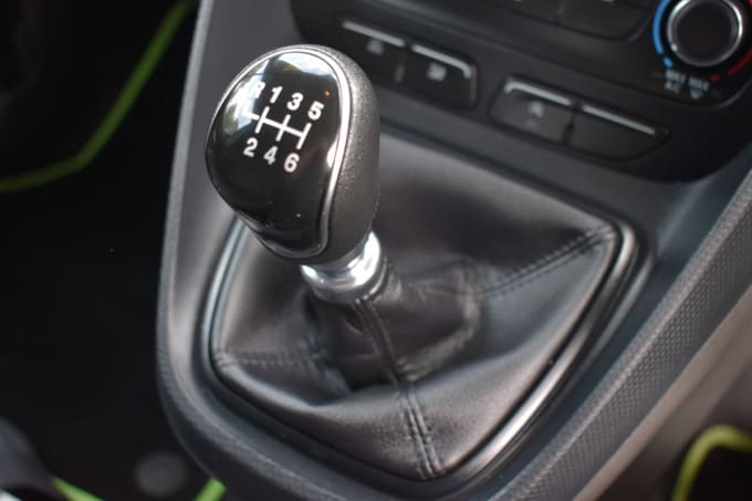 2025 Ford Transit Connect