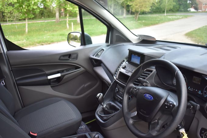 2025 Ford Transit Connect