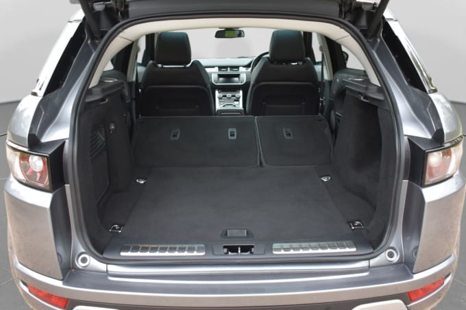 2025 Land Rover Range Rover Evoque