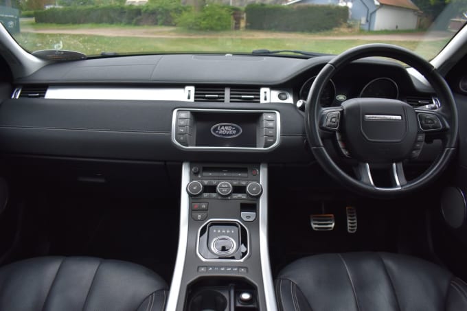 2025 Land Rover Range Rover Evoque