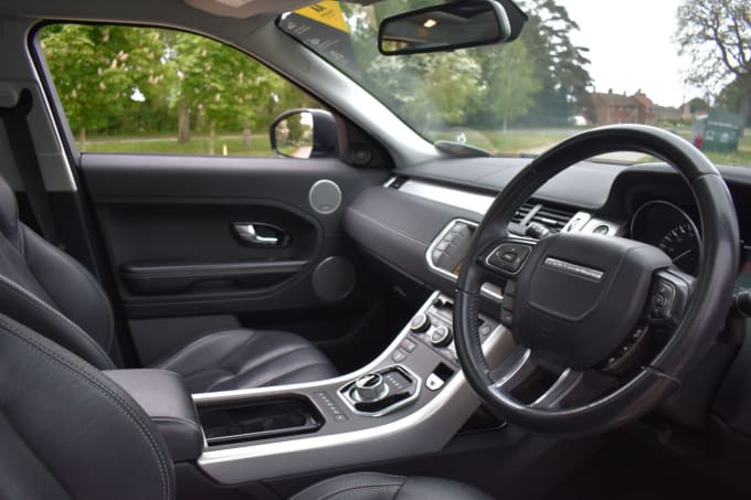 2025 Land Rover Range Rover Evoque
