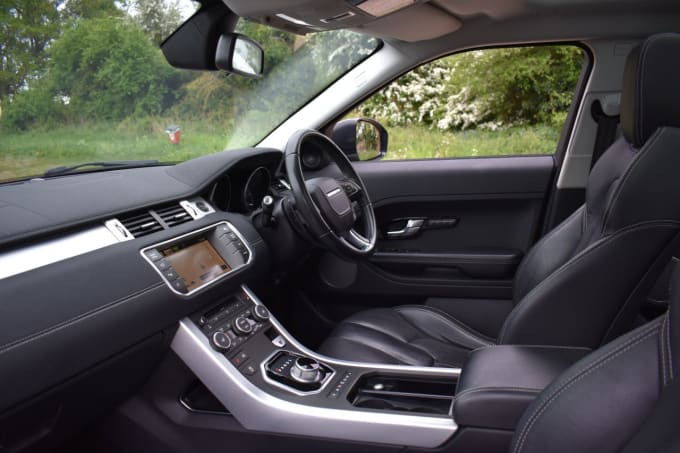 2025 Land Rover Range Rover Evoque