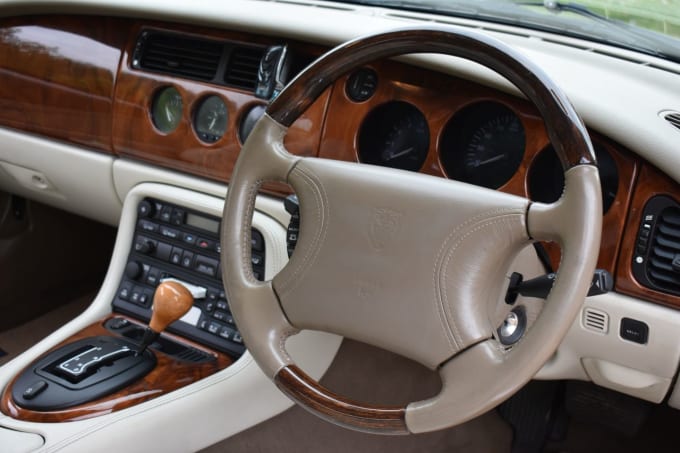 2025 Jaguar Xk8 Convertible