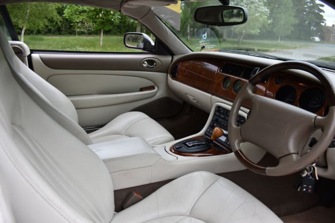 2025 Jaguar Xk8 Convertible