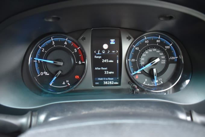2025 Toyota Hi-lux