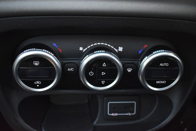 2025 Fiat 500l