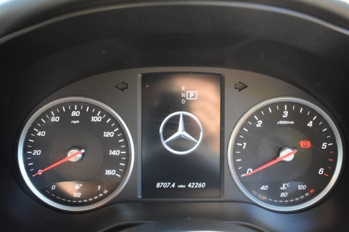 2025 Mercedes-benz C-class
