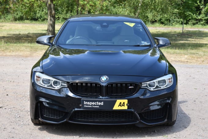 2025 BMW M4