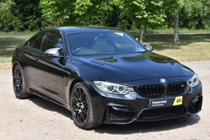 2025 BMW M4