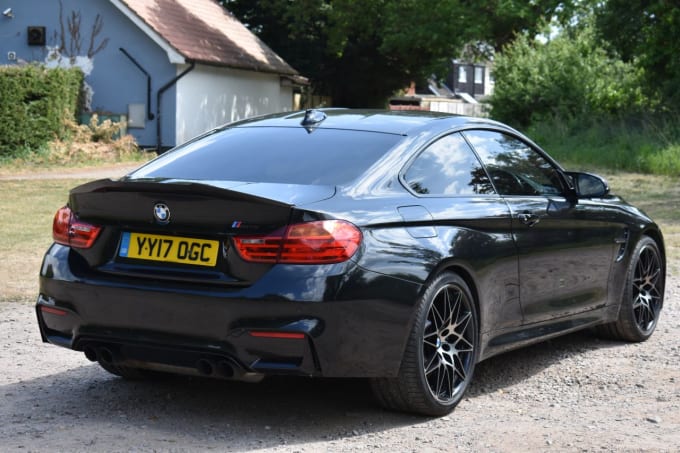 2025 BMW M4