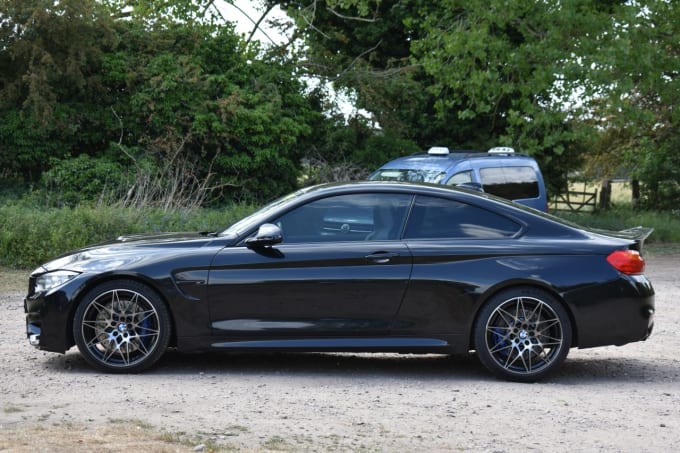 2025 BMW M4