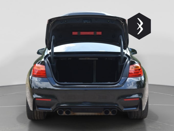 2025 BMW M4