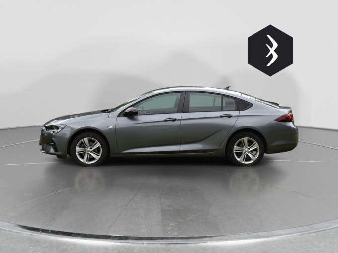 2025 Vauxhall Insignia