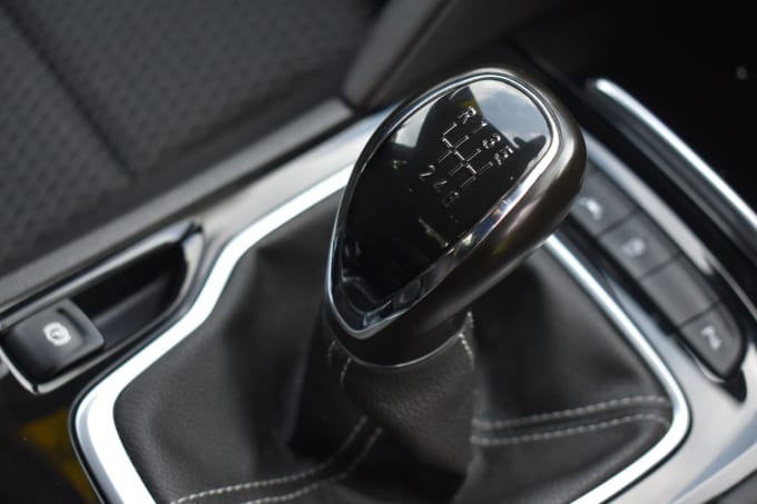 2025 Vauxhall Insignia