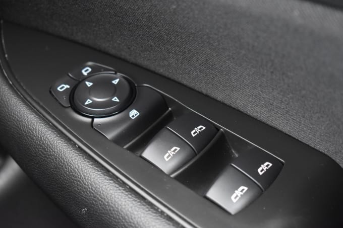2025 Vauxhall Insignia