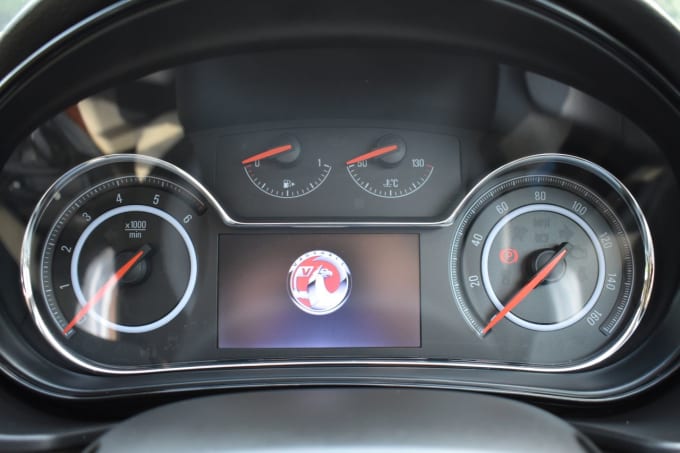 2025 Vauxhall Insignia