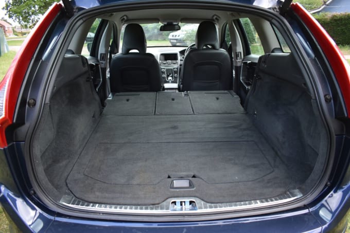 2025 Volvo Xc60