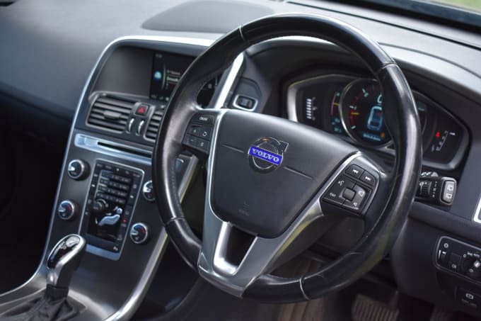 2025 Volvo Xc60