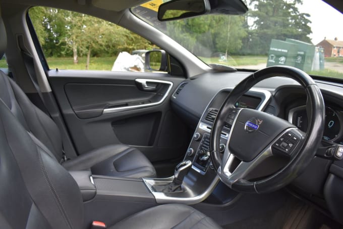 2025 Volvo Xc60