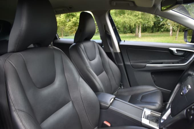 2025 Volvo Xc60