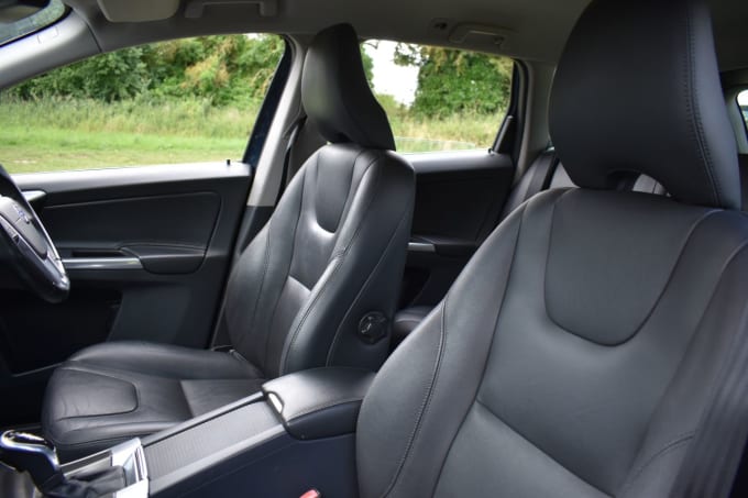 2025 Volvo Xc60