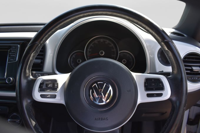 2025 Volkswagen Beetle