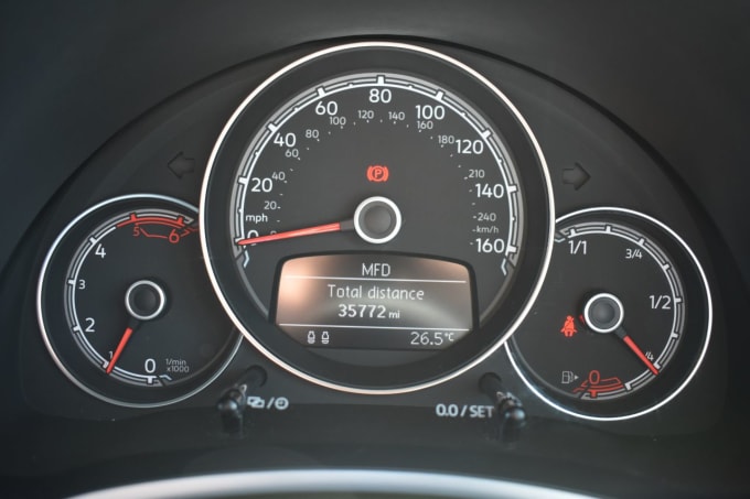 2025 Volkswagen Beetle