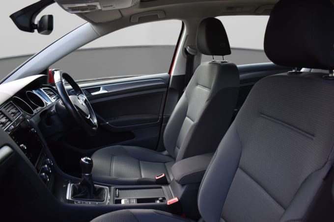 2025 Volkswagen Golf