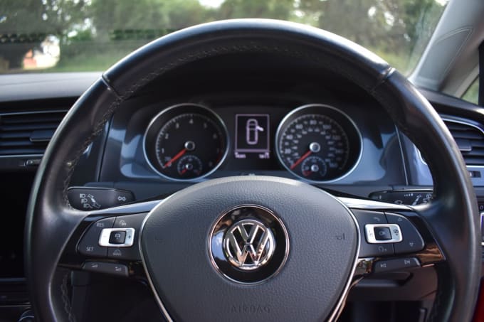 2025 Volkswagen Golf