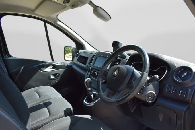 2025 Renault Trafic