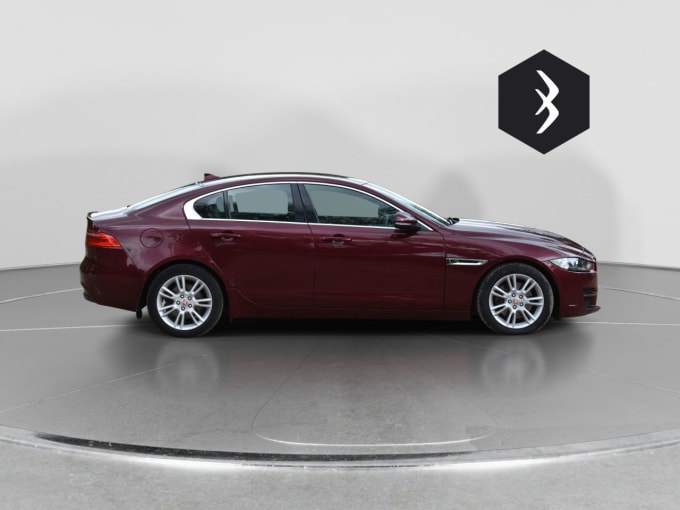 2025 Jaguar Xe