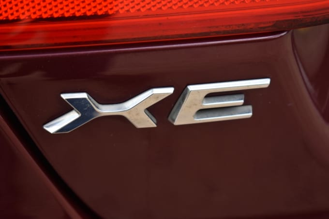2025 Jaguar Xe