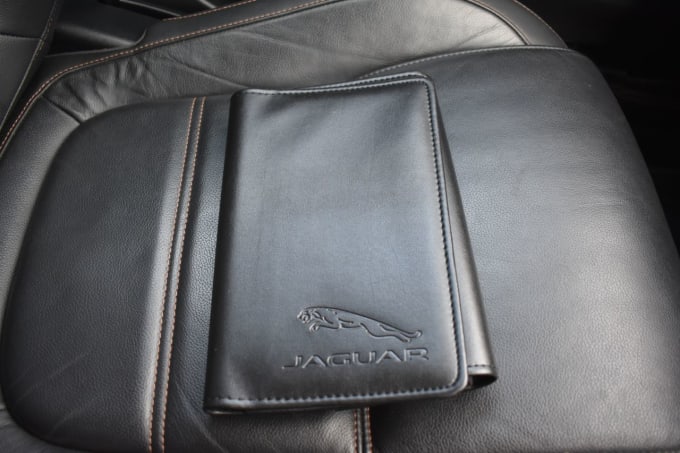 2025 Jaguar Xe